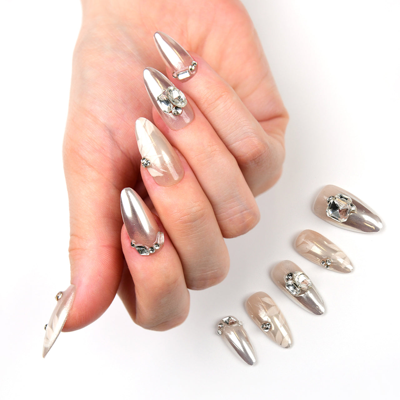 Elegant Silver Medium Almond Handmade Press On Nails With Rhinestones-BEYONDCANVA