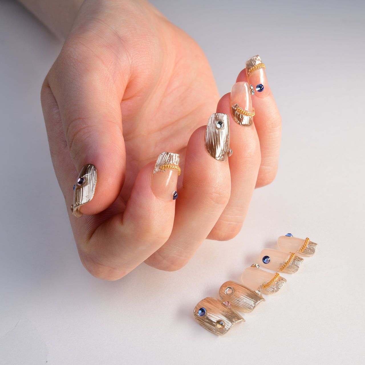 Elegant Gold Short Square Handmade Press On Nails With Rhinestones-BEYONDCANVA