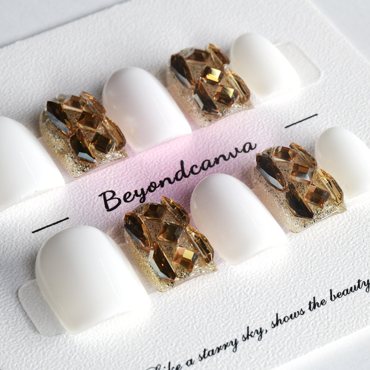 Exquisite White Acrylic Short Square Handmade Press On Nails With Diamond-BEYONDCANVA