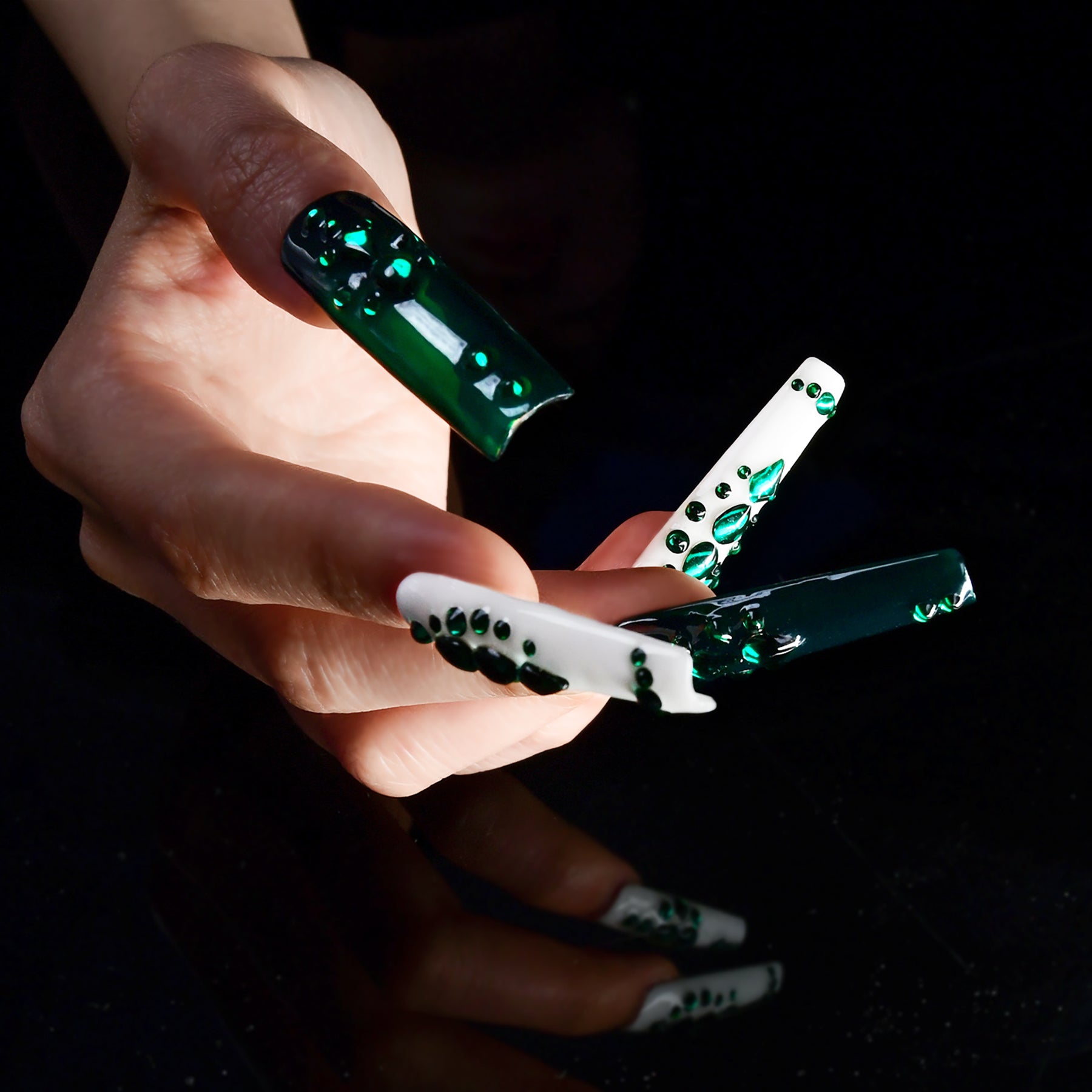 Glossy Green Acrylic Extra Extra Long Square Diamond Handmade Press On Nails BEYONDCANVA