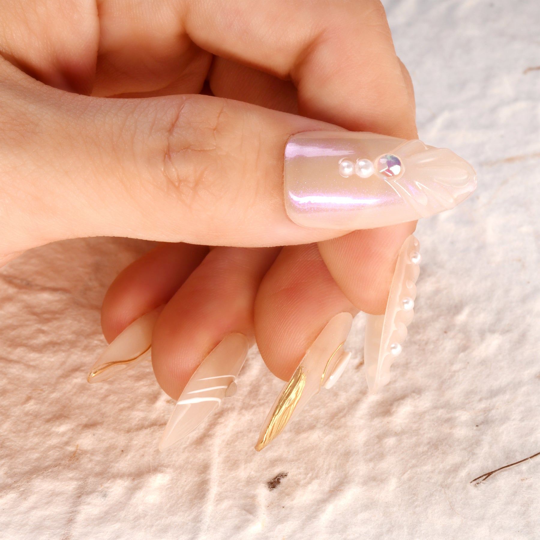 Golden Pearl Harmony Handmade Press On Nails