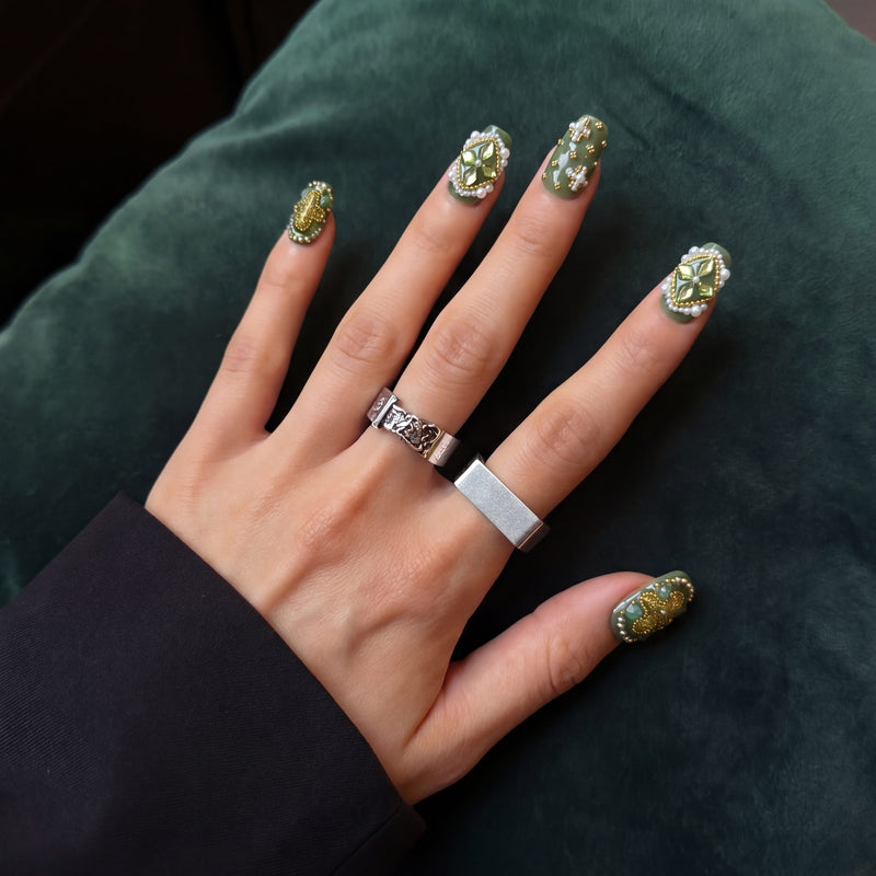 Emerald Crown Handmade Press On Nails
