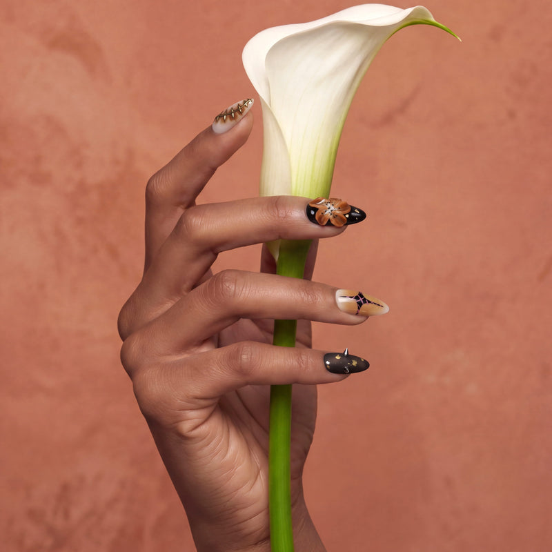Gilded Thorn Handmade Press On Nails
