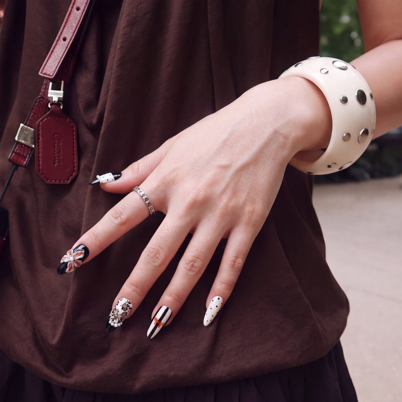 Victoria's Diary Handmade Press On Nails